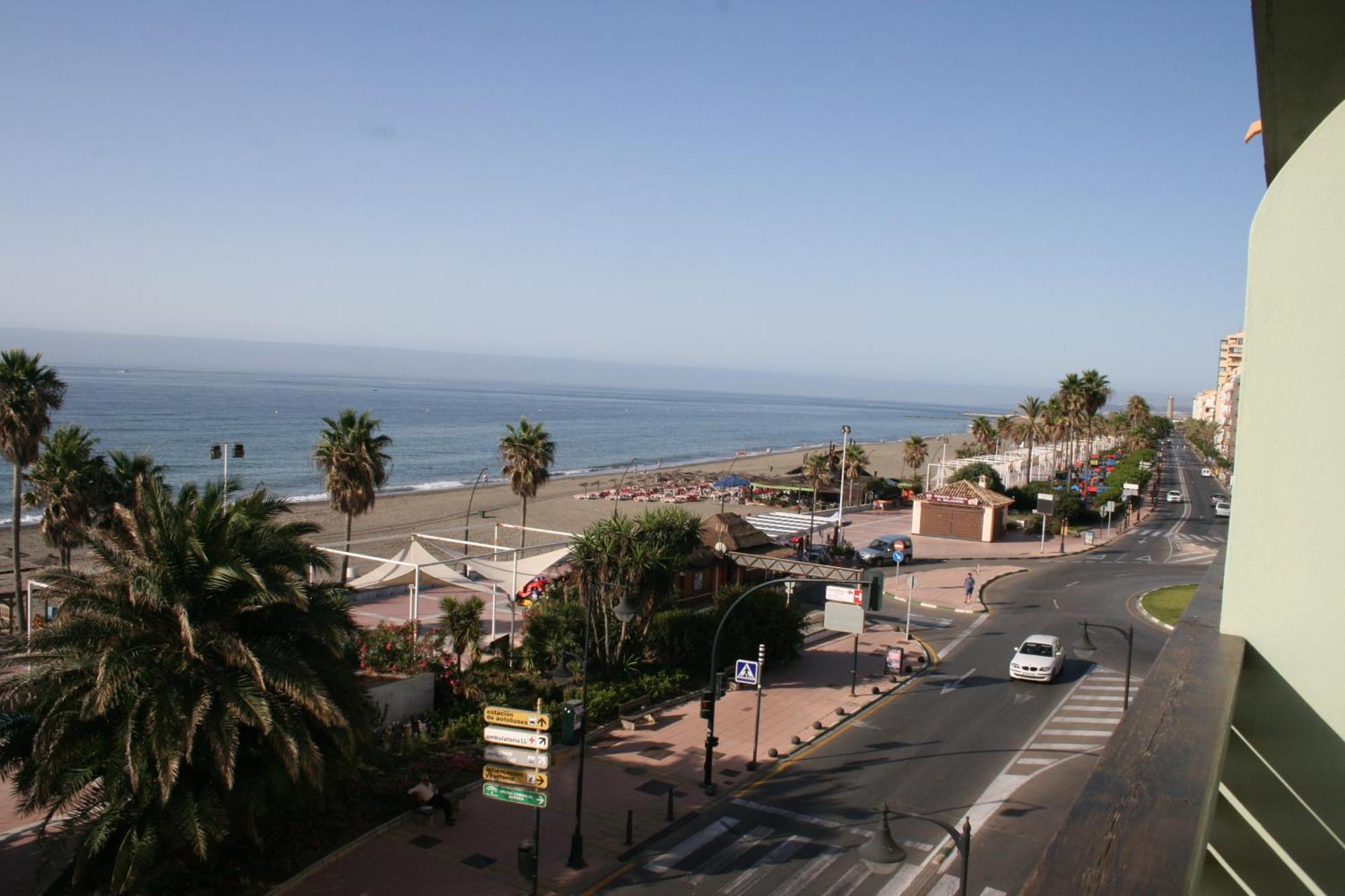 Hotel Buenavista Estepona Exterior foto View of Sabinillas